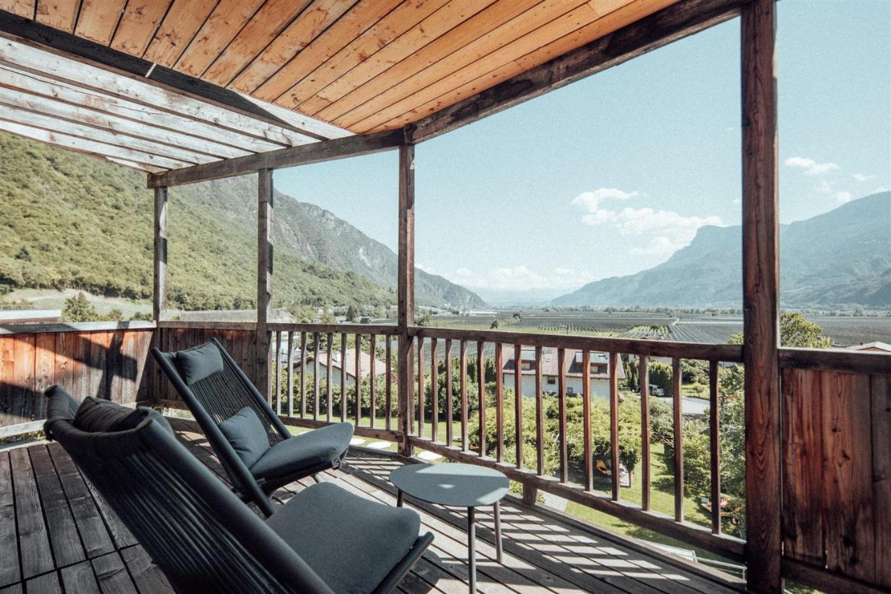 Biohotel Theiner'S Garten Lana Bagian luar foto
