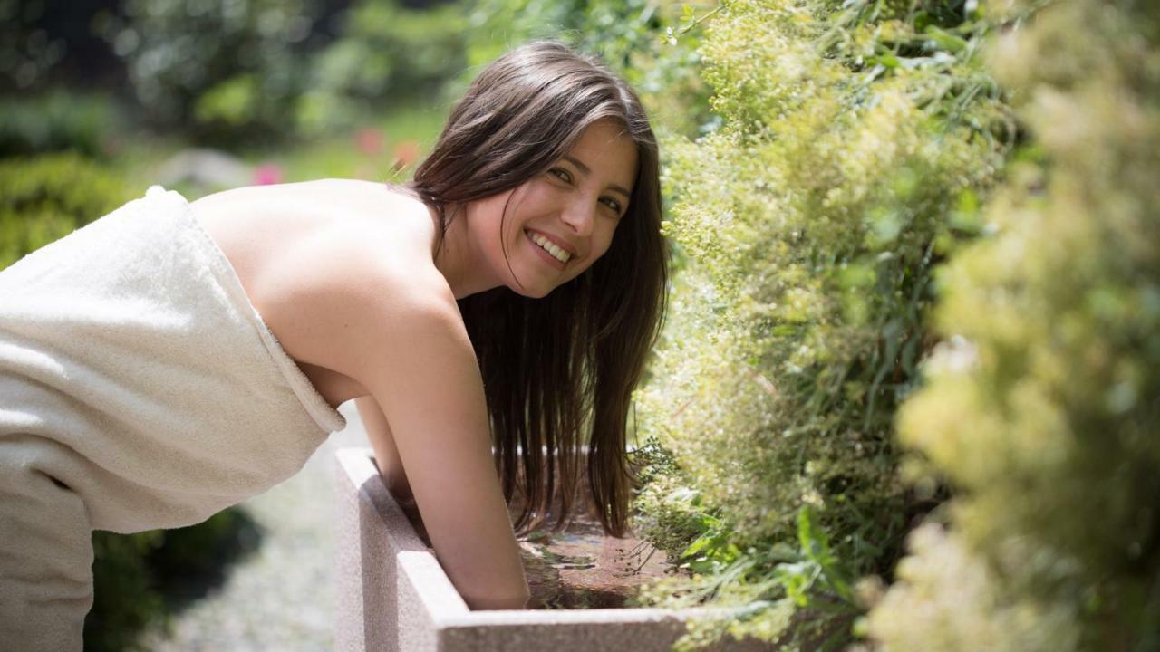 Biohotel Theiner'S Garten Lana Bagian luar foto