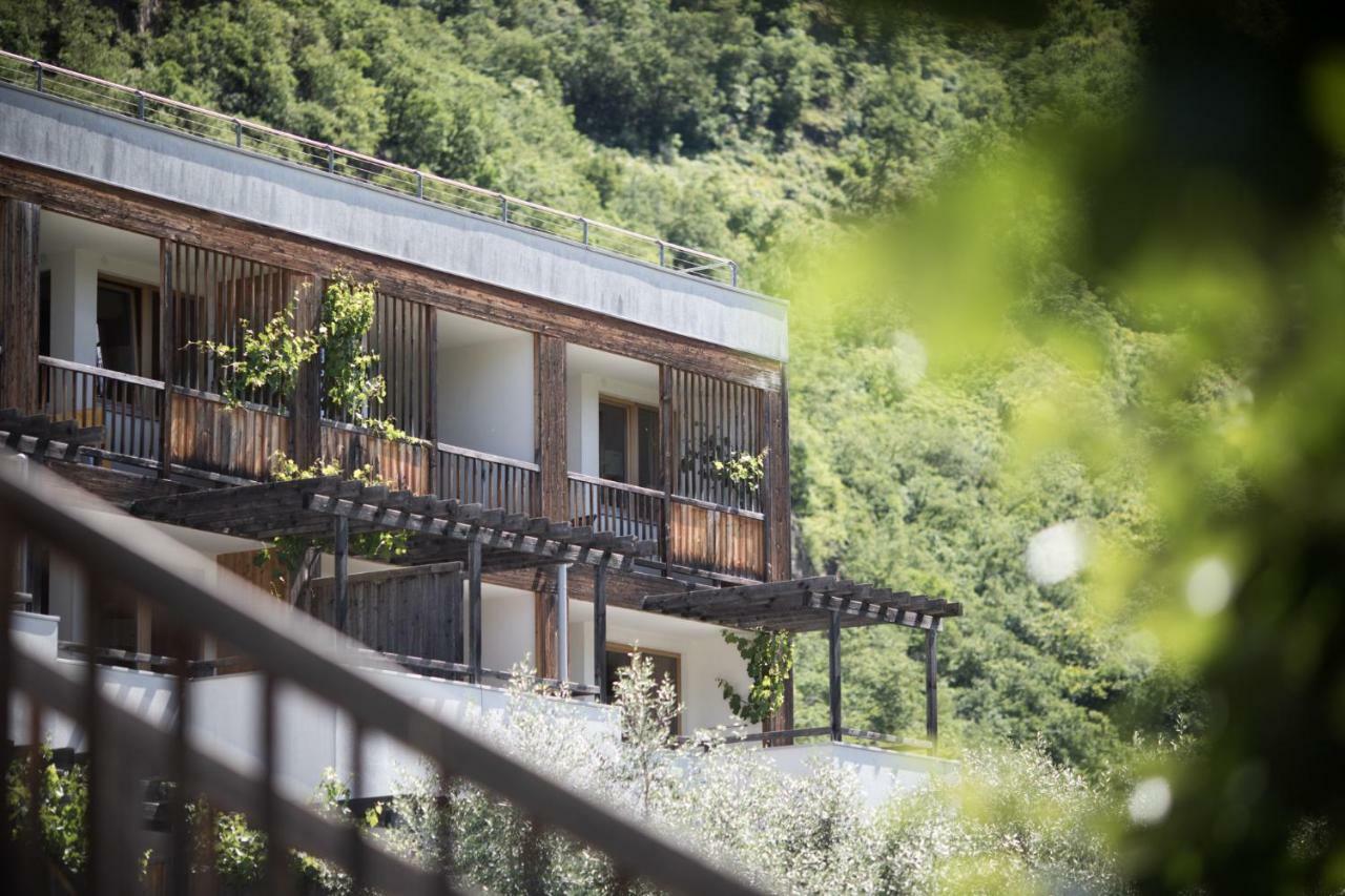 Biohotel Theiner'S Garten Lana Bagian luar foto