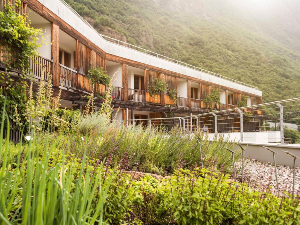 Biohotel Theiner'S Garten Lana Bagian luar foto